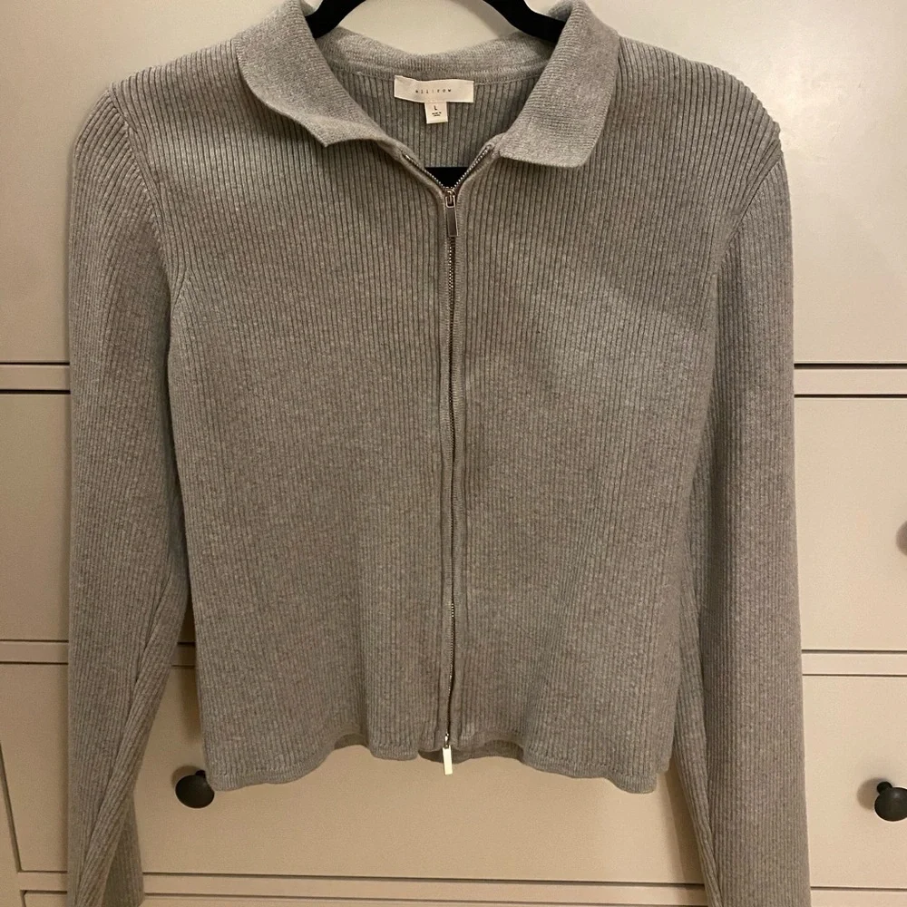 Gray Ribbed Zip-Up jacket - Picture 5 of 7